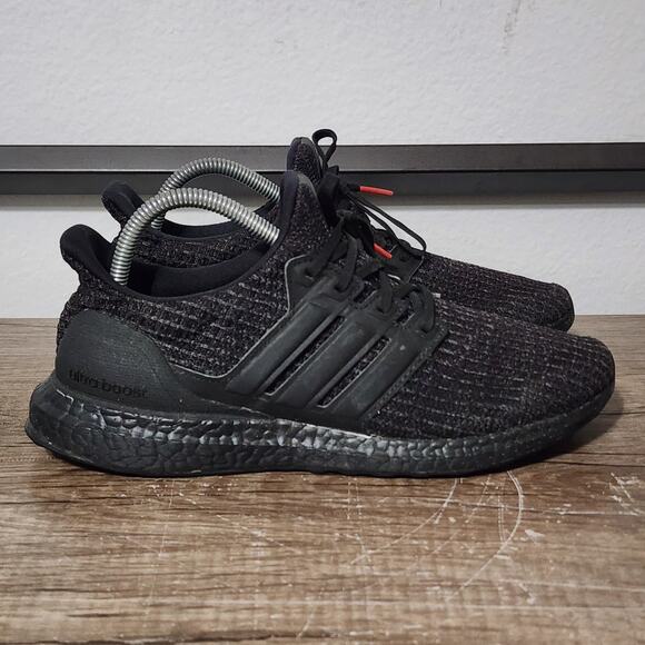 Adidas Ultraboost 4.0 Men’s Athletic Running Shoes Sneakers Size 8 Triple Black main image 6